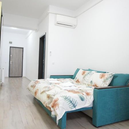 Re Dowtown Apartments - Palas Mall Studio Jászvásár Kültér fotó