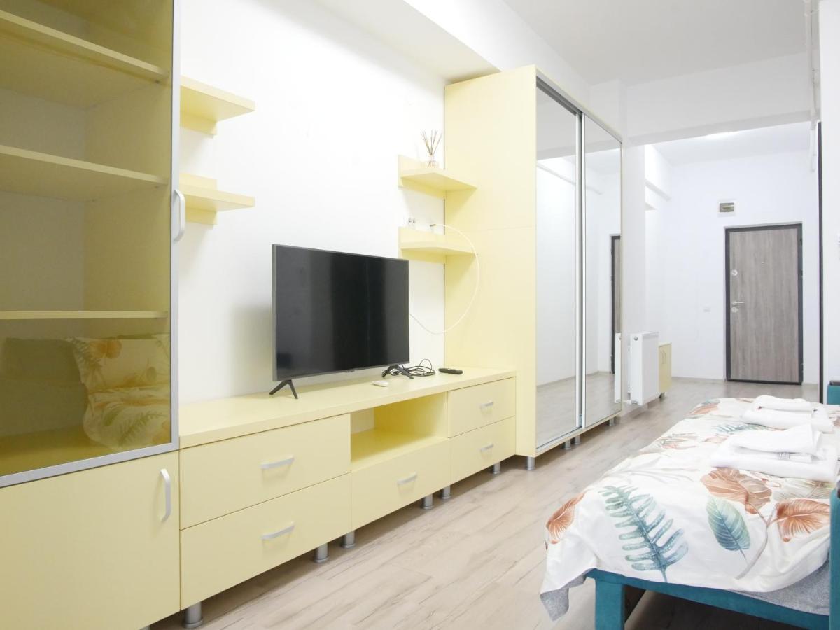 Re Dowtown Apartments - Palas Mall Studio Jászvásár Kültér fotó